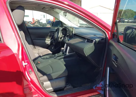 2022 Toyota Corolla Cross Le from USA, damaged, VIN 7MUBAABG1NV041818